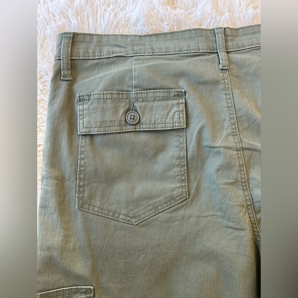 Lee | Heritage Loose Striaght Green Wide Leg Cargo Pants - Picture 8 of 9